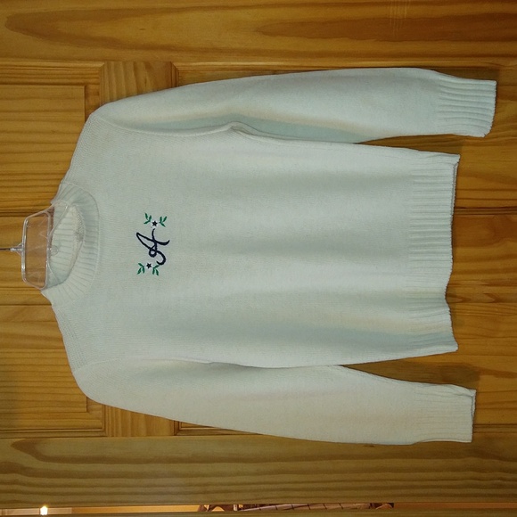 Kate Collin Sweaters - Vintage monogram "A" sweater